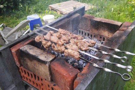 Шашлындос