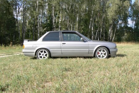 BMW E30 купе Mtechnik 2