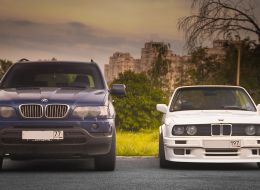 bmw x5 e53 4.4i и bmw e30 cabrio