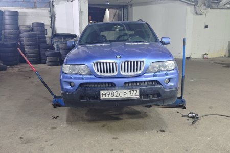 Скинуле колеса в шинке
