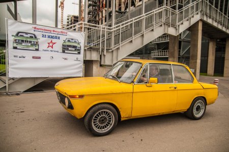 BMW E10 на Янгтаймере