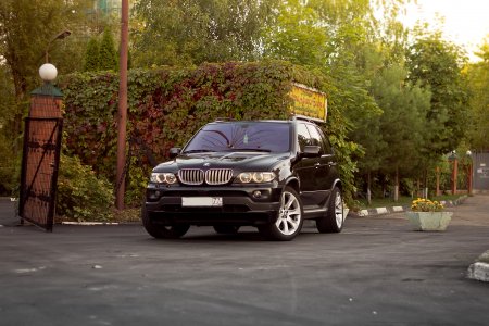 BMW X5 E53  4.8iS