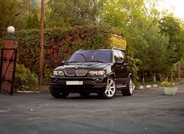 BMW X5 E53  4.8iS