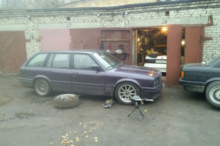 BMW E30 Touring Mtech2