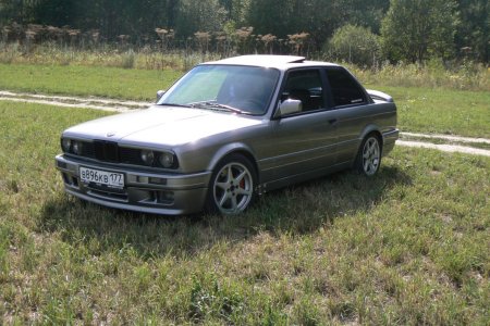 BMW E30 купе Mtechnik 2
