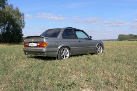 BMW E30 купе Mtechnik 2