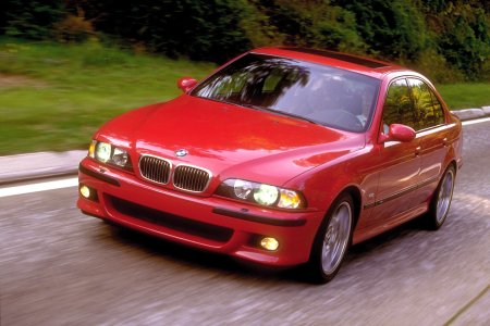 BMW M5 (E39) 2000 года. Фото: BMW Group