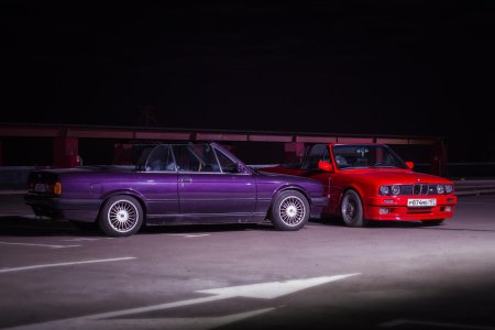 BMW E30 daytona и красный