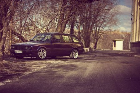 BMW E30 335i touring brock b1