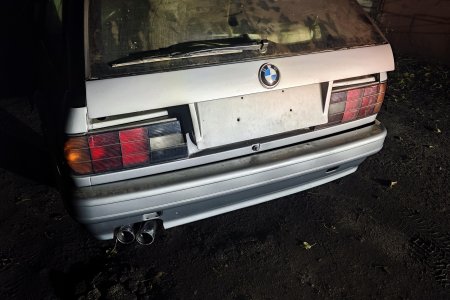 Вид сзади