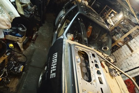 Снимаю дверь для сборки внутрянки