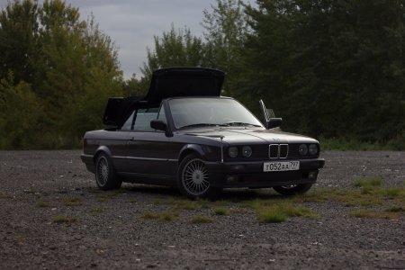 BMW  E30 Convertible Individual Daytona violett