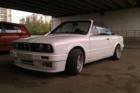 BMW E30 320 Convertible Mtechnik 2
