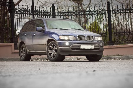 BMW X5 E53