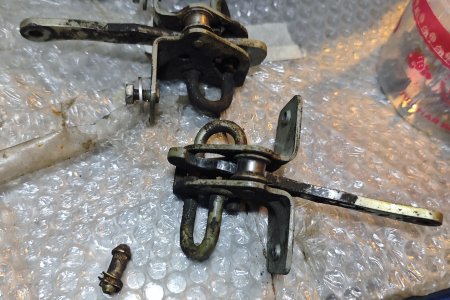 Сами ограничители дверей