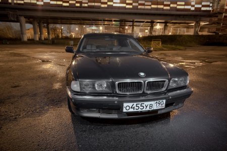 BMW E38 730iA