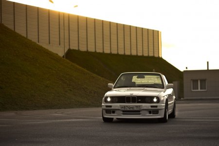 Фото BMW e30 mtech2