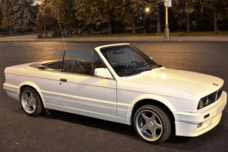 BMW E30 Кабриолет, МГУ