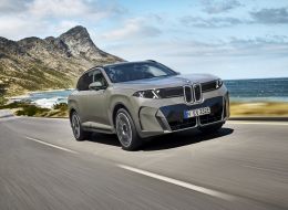 Электрический BMW iX5 60 xDrive (X5 пятого поколения). Фото: BMW Group Электрический BMW iX5 60 xDrive (X5 пятого поколения). Фото: BMW Group