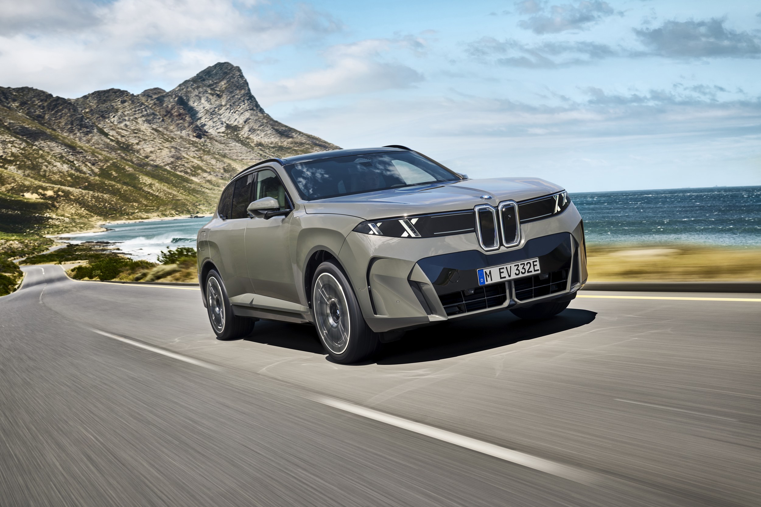 Электрический BMW iX5 60 xDrive (X5 пятого поколения). Фото: BMW Group