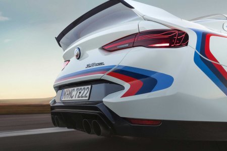 Заднее антикрыло BMW 3.0 CSL. Фото: BMW Group