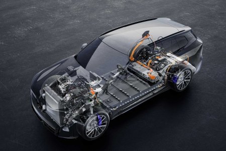 Компоновка BMW iX5 60 xDrive: батарея в полу и электромоторы на обеих осях. Фото: BMW Group