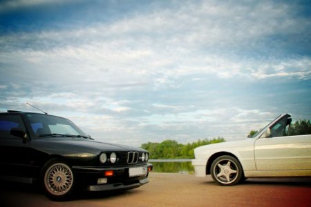 BMW E30 M3 и BMW E30 320iC MTechnik