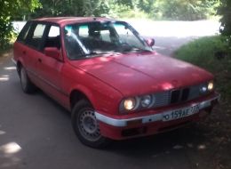 BMW E30 318i Touring