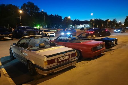 Кабриолеты е30