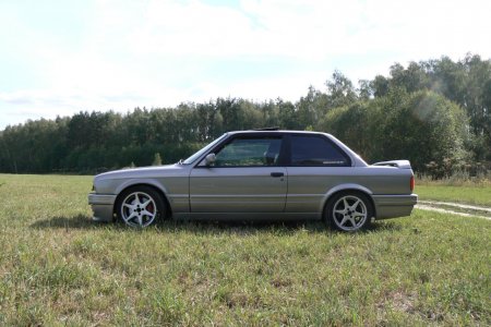 BMW E30 купе Mtechnik 2