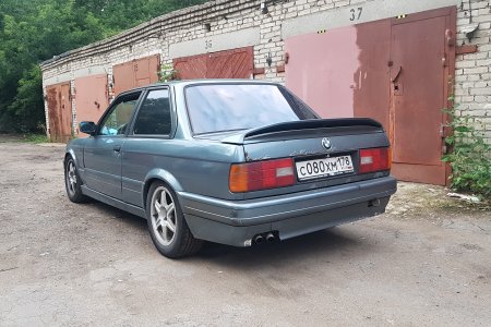 bmw e30 325 mtechnik2.jpg