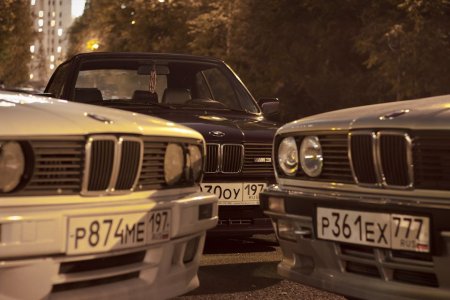 BMW E30 320 и 325 кабрио мтехник вместе с м3