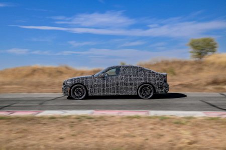 Прототип на скоростном участке трассы. Фото: BMW Group
