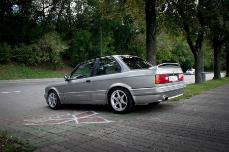 BMW E30 331 Mtech2 Coupe