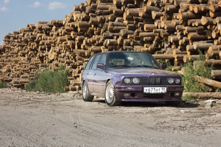 BMW E30 325iS Touring M-technik2