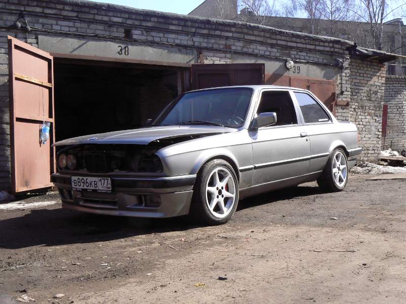 Собрал мтехник 2, распашные форточки BMW E30 M50