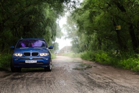 BMW X5 E53 3.0d Estoril Blau Individual