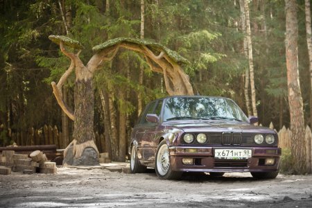 BMW E30 325iS Touring M-technik2