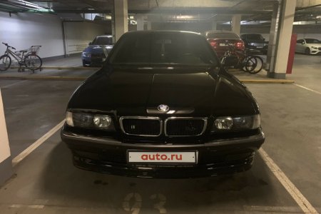 BMW E38 730i