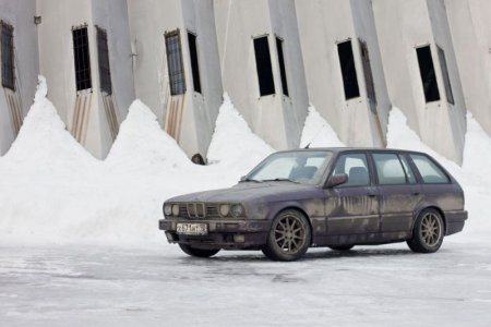 BMW E30 Touring AEZ